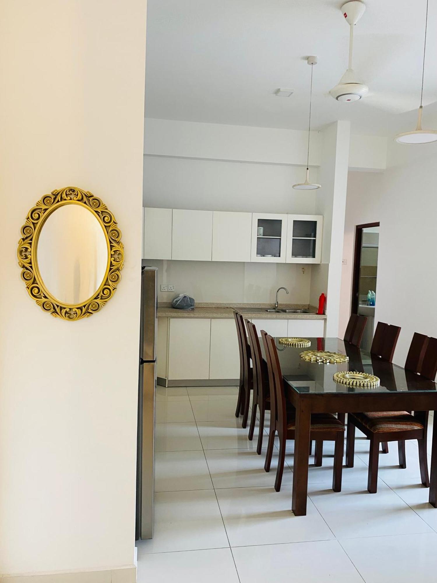 Green City Residence Talangama South Bagian luar foto